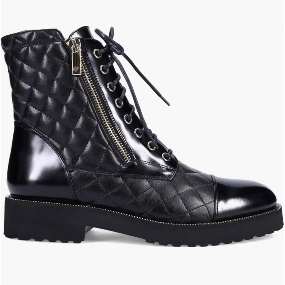 Ron White Tiffany Quilted Black Lace-Up Ankle Boots